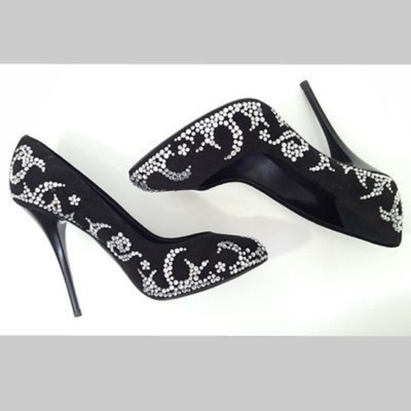 Giuseppe Zanotti $900 red carpet worthy black sued - Picture 1 of 1
